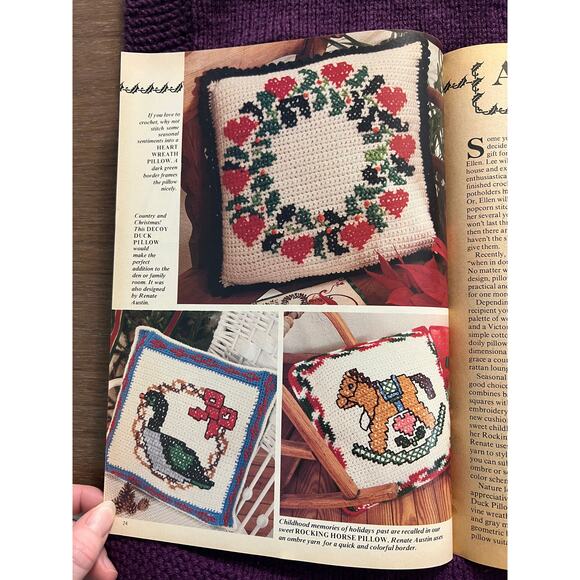 Christmas Crocheted pattern book 1989 - Picture 11 of 15